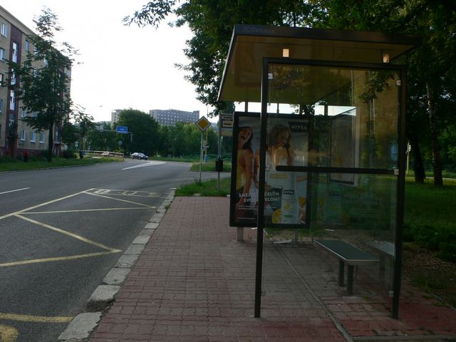 die Bushaltestelle