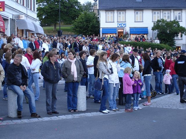 crowd