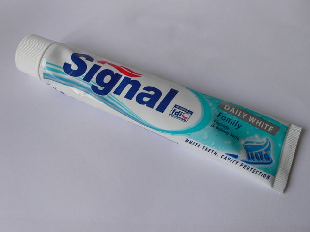 die Zahnpasta