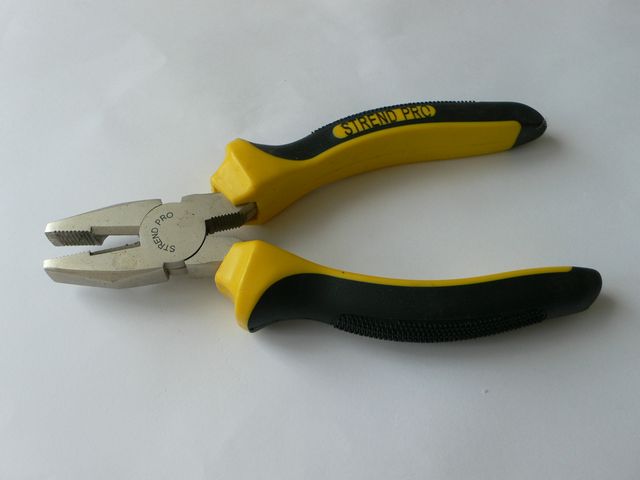 combined pliers